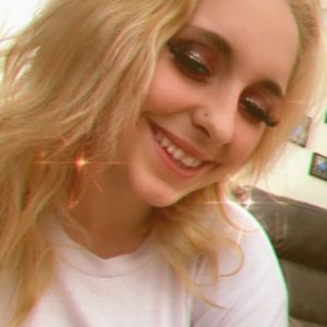 Meet your Posher, Allyssa